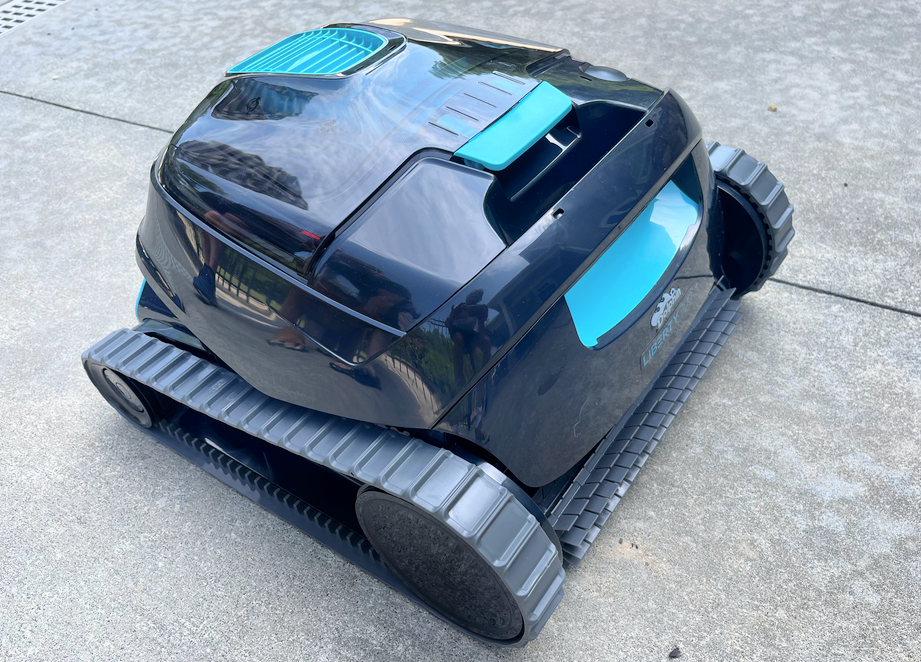 cordless robotic pool cleaner