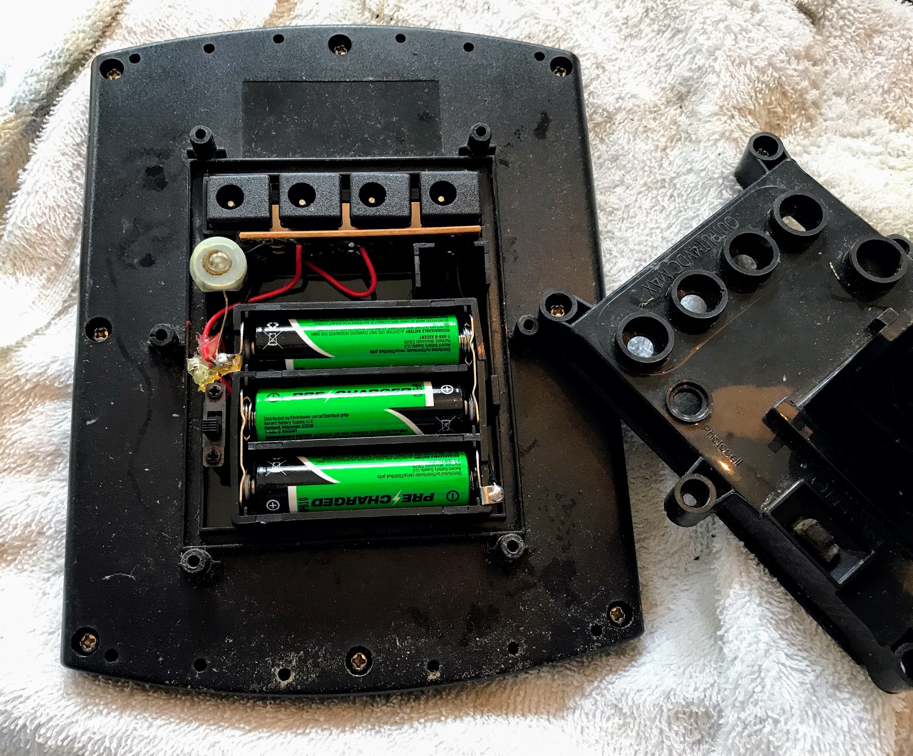 rechargeable batteries for solar lights